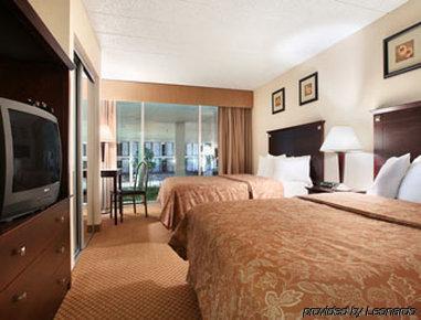 Hotel Ramada Moline East Moline Pokoj fotografie