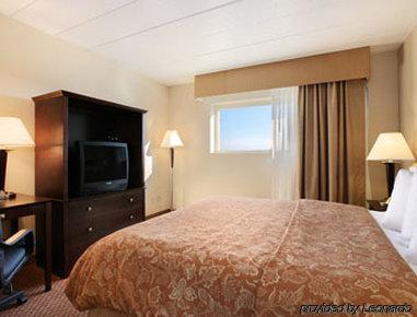 Hotel Ramada Moline East Moline Pokoj fotografie